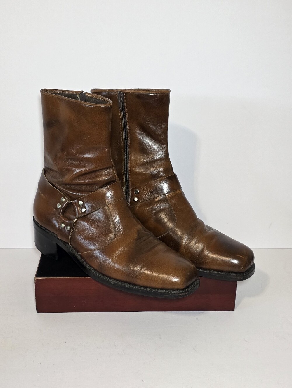 Vintage 70s Mens UN Shoes Brown Leather Zip Harness Boots Square Toe Size 8-8.5